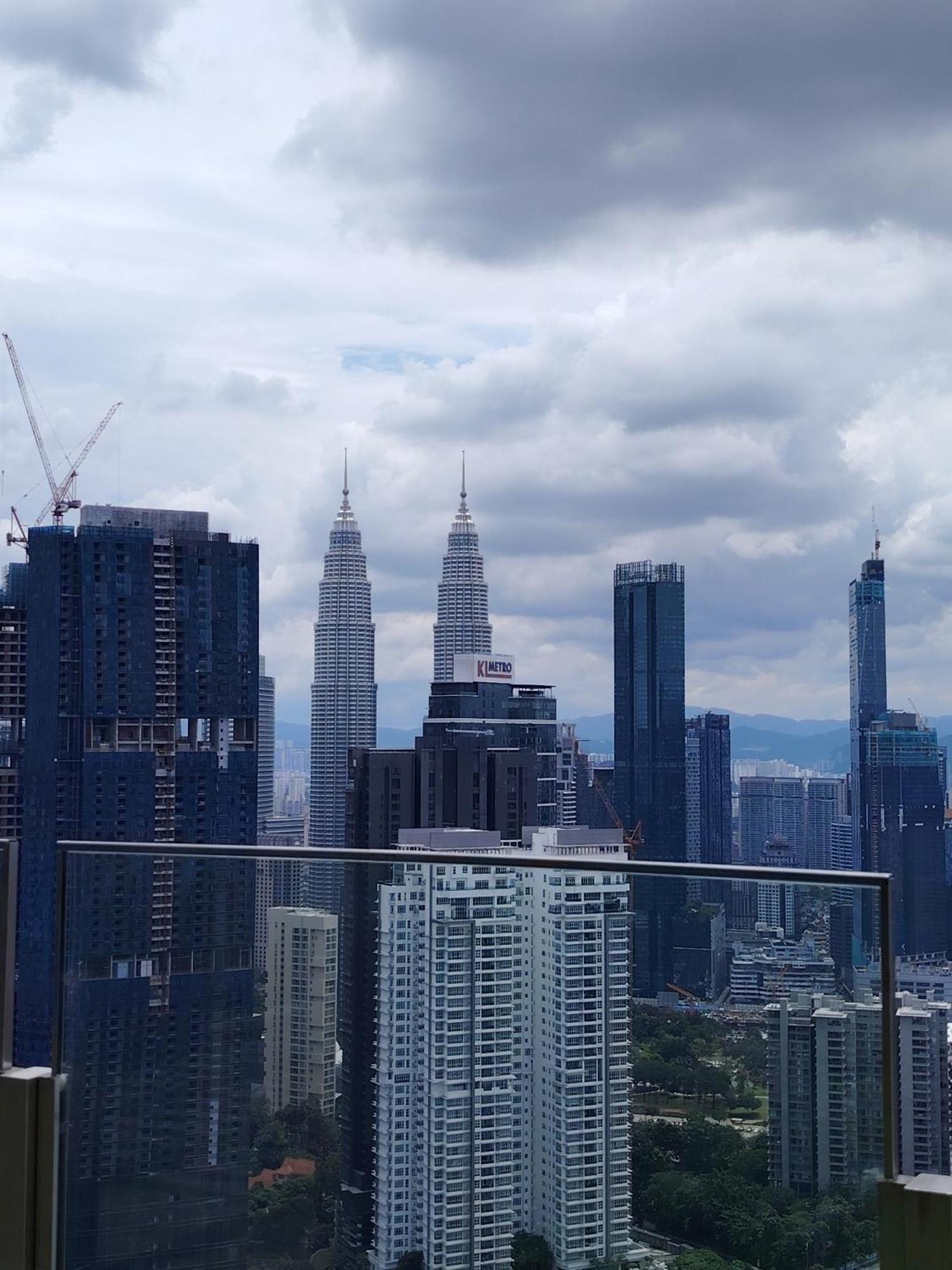 Pangsapuri Agile Sky Garden Trx At Bukit Bintang